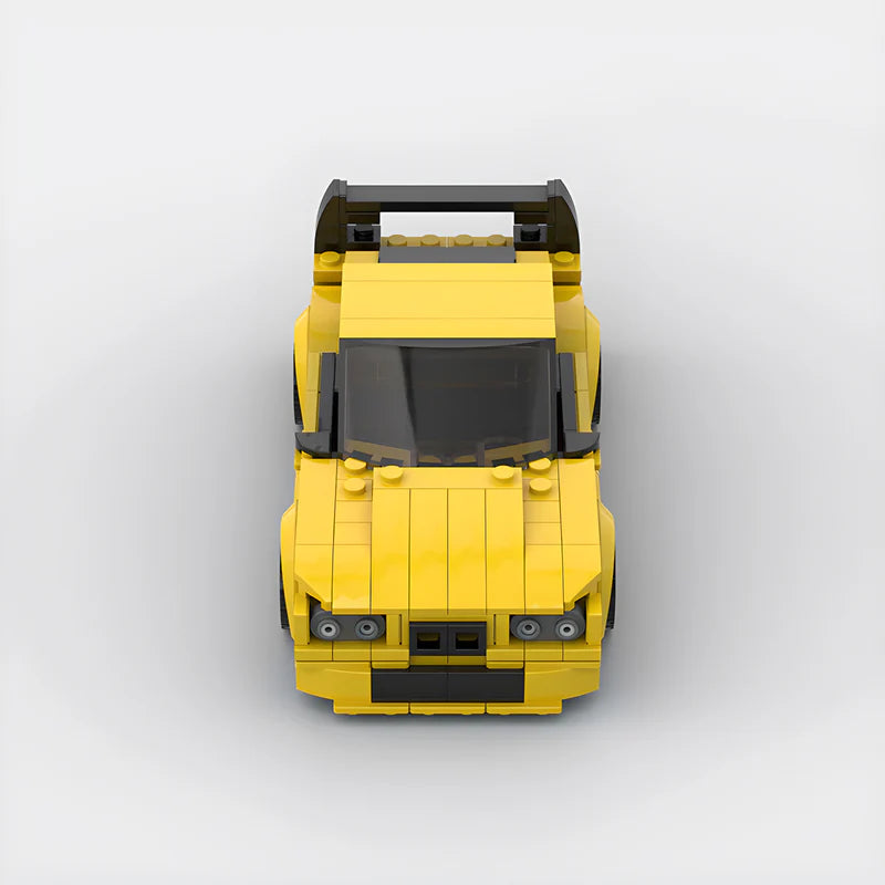 BMW 328i E36 | Geltonas