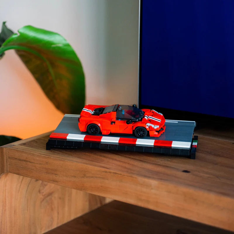 Ferrari 488 Pista | Raudonas