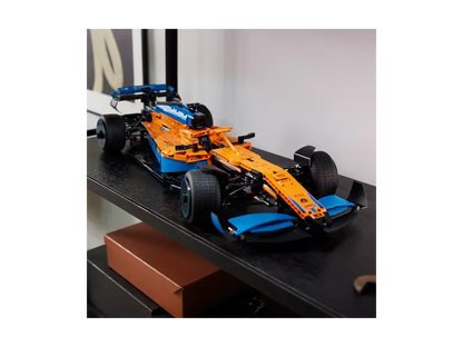 McLaren Formula 1™ lenktynių automobilis