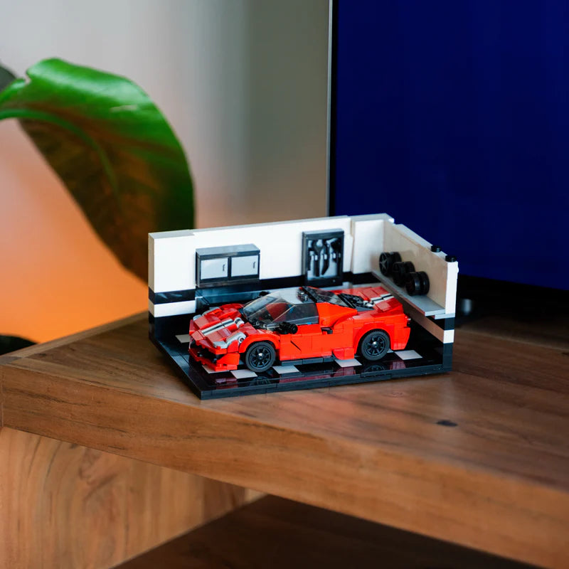 Minibrickz® Tuning dirbtuvių ekspozicija